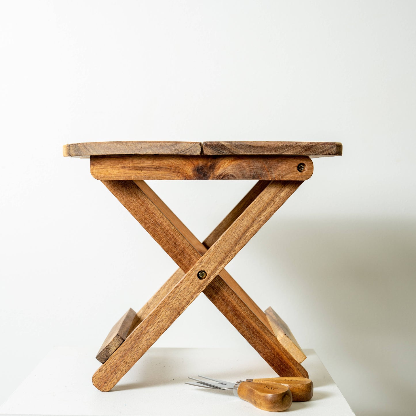 Glenrothes Foldable Cheese & Wine Board