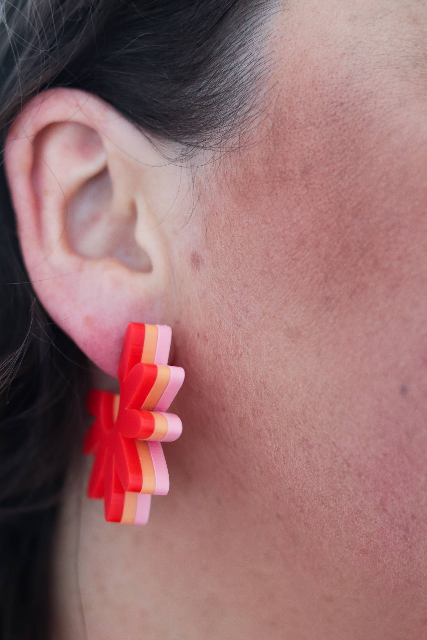 KES Dangle - Red/Orange/Pink