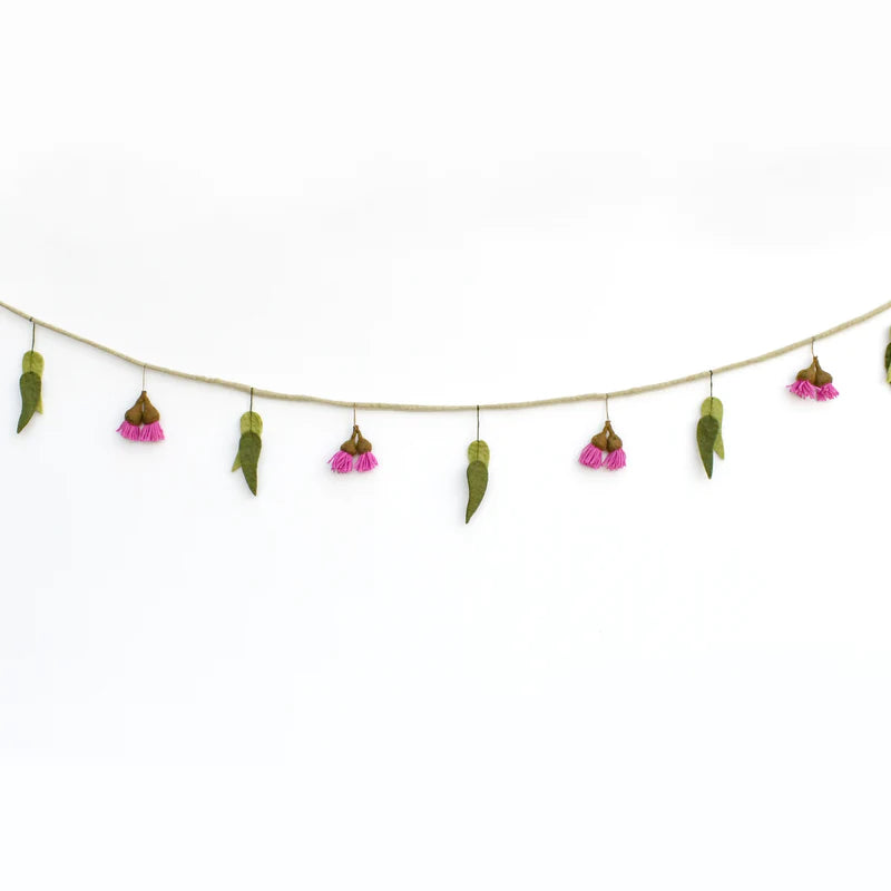 Gum Blossom Garland