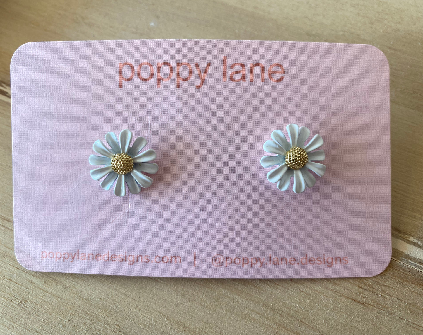 Daisy Studs