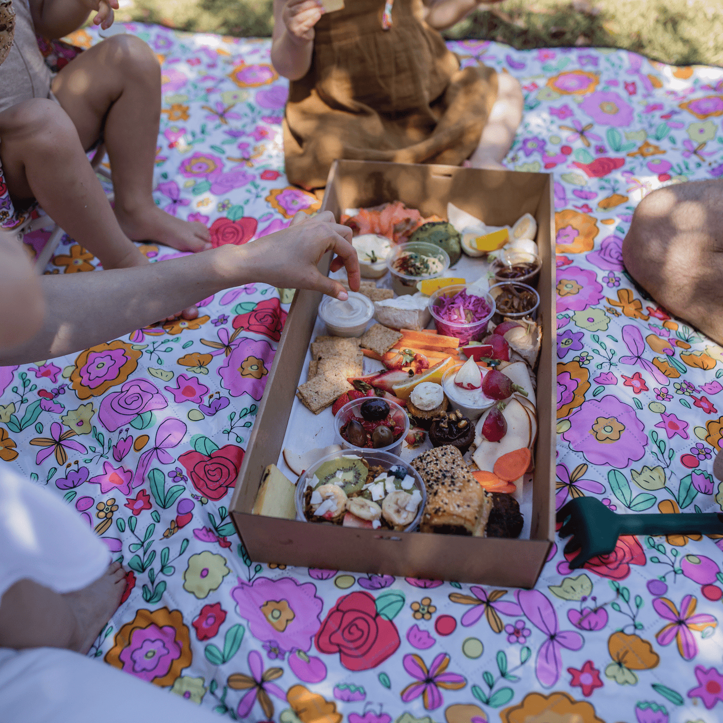 Paloma picnic rug