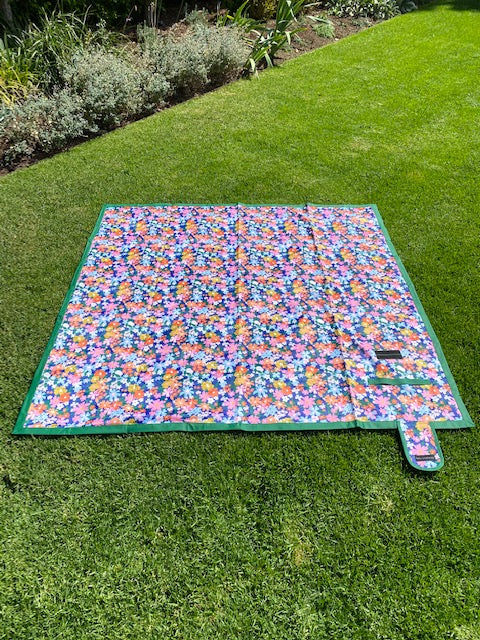 Ditsy Floral Picnic Mat